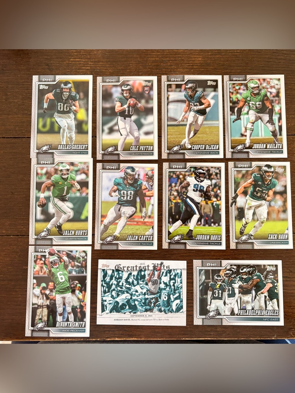 TOPPS PHILADELPHIA EAGLES Large Lot Football Trading Cards